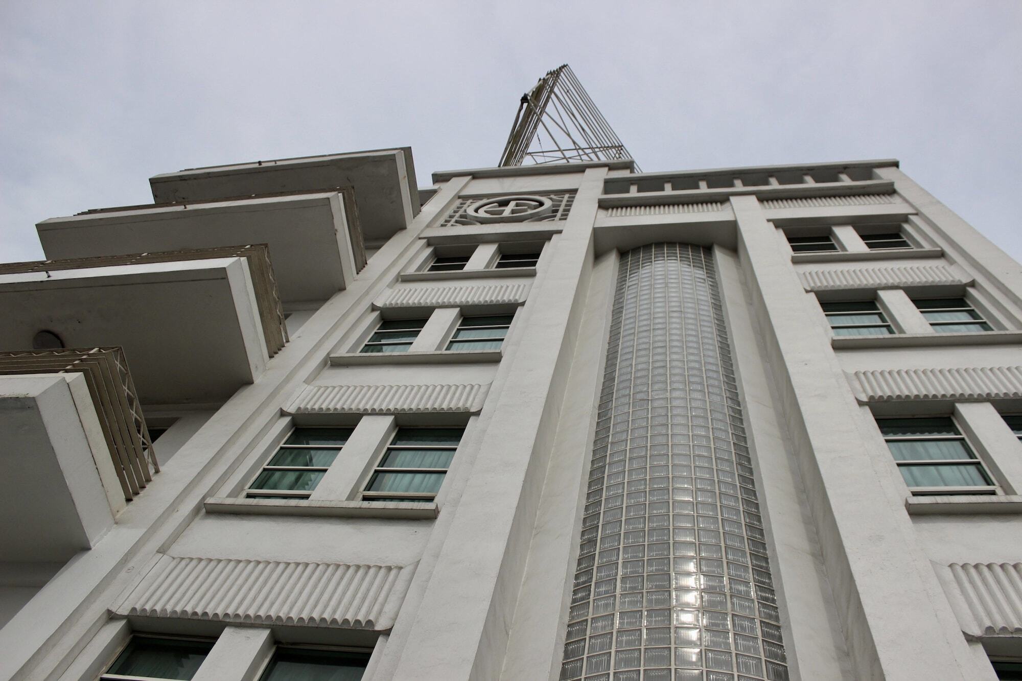 Hotel Plaza Del Arco Express Monterrey Exterior photo